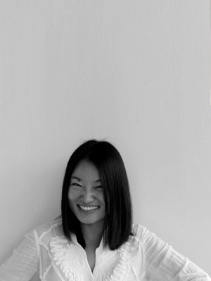 Sunny Qiu, Art Consultant