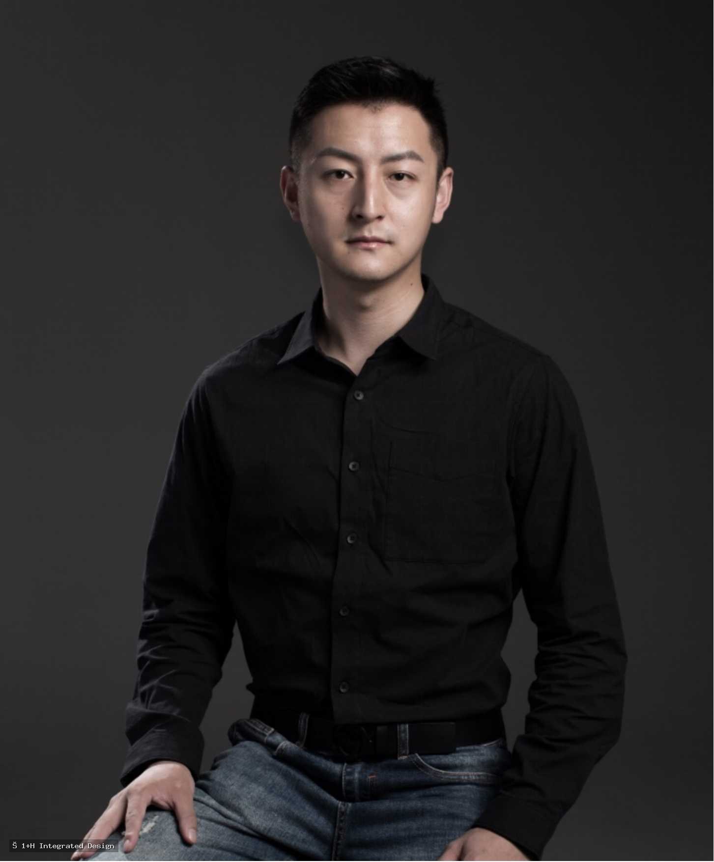 Beck Qu, Associate Director